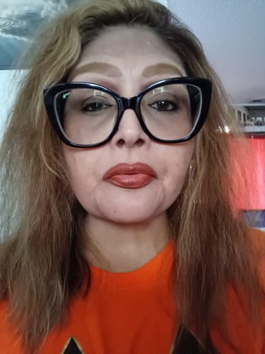 Customer photo review of Reverse-aging Adaptive Foundation